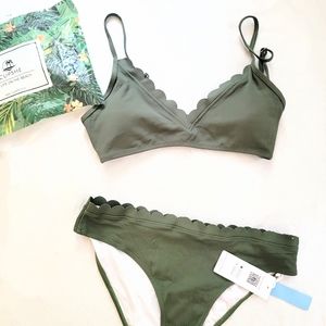 Green Scalloped Cupshe Bathing Suit